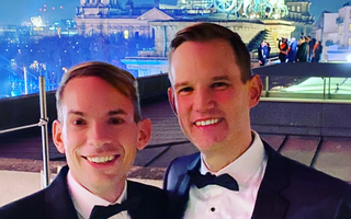 에이즈 연구하더니 “저희, 아빠 됐어요”… 결혼 7년차 동성부부 처벌 안 받는 이유는?