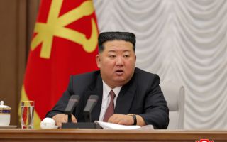 격노한 김정은 “전면 전쟁 선포”…이례적 당·정·군회의 ‘사실상 인민재판’
