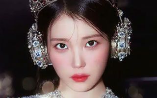 바퀴벌레 단칸방서 ‘130억 현금’ 결제…아이유가 조롱을 ‘환수’한 방식