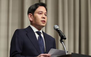 신세계 “‘스벅 사태’ 고의성 확인 못 해…내부 검증 체계 심각한 허점”