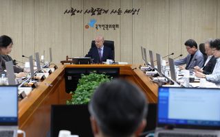 인권위, ‘尹 방어권 권고안 폐기’ 상정 보류