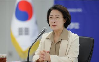 추미애 “기가 차다”…첫 중계 회의서 40분간 재정위기 해명
