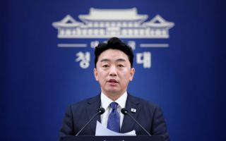 靑 "충청 246조·영남 107조 메가프로젝트 투자 올해 시작"