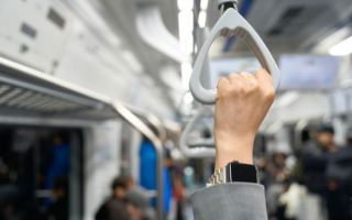 "나도 퇴근하면 바빠요"…'업무 몰빵'에 미혼·독신 직원 불만 커지는 일본