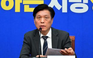 與, '조국 당락' 연계한 합당론에 "억지 논리"