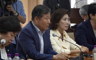 "보좌진 목 잡고 팔목 비틀어"…국민의힘, 경찰에 법적 대응