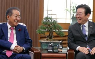 李 대통령-홍준표 '막걸리 오찬'…'洪 총리설' 리부트