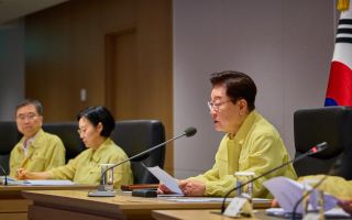 李대통령 지지율, 취임 후 최저치…긍·부정 평가差 오차범위 밖으로