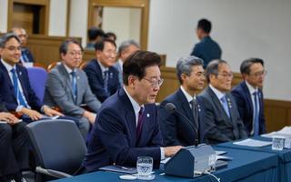李대통령, 2주 연속 하락…부정 평가 60% 넘어섰다