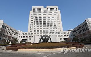 "헌재도 헌법 구속" 직격한 사법부…법원·헌재 갈등 재점화