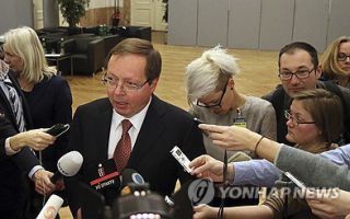 러시아, 영국주재 대사 소환…"우크라 적극 지원에 불만 표출"