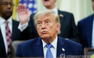 트럼프, 이민단속국장 지명 석달만에 철회…10년넘게 대행체제