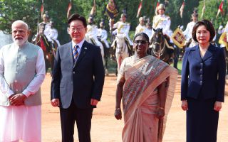 한·인도 정상회담…이 대통령, 공식환영식 참석