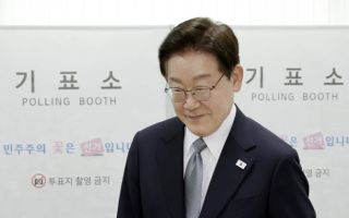 ‘반도체 빼면 코스피 4100’ 보도에…李대통령 “왜 핵심 산업 빼고 계산하나”