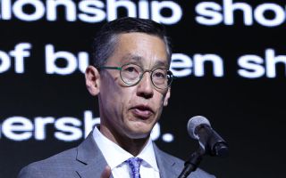 "한국의 독특한 지정학적 위치, 부담 아닌 기회"