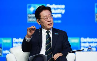 李대통령 주식 정책 '잘한다' 46.8%…부동산은 '잘못' 59.3%