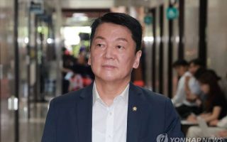 안철수 “李, 부동산대토론회에 文·김현미·김수현 패널로 초청하라”