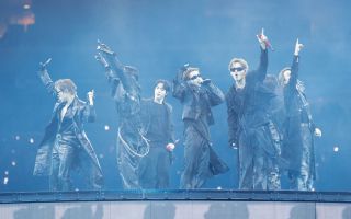 BTS도 'CD 앨범' 내놓자 대박…젠지들 푹 빠진 이유
