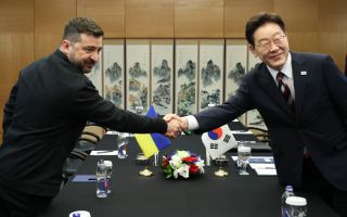 韓정부는 왜 우크라에 격분했나…빅터 차가 주목한 대목
