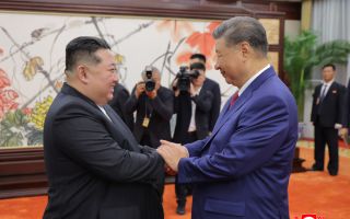 시진핑, 김정은과 정상회담…"군대·외교 분야 교류 강화"