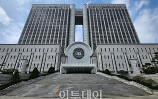 尹 대통령실 공사비 미지급 소송 막바지…법원, 8월 변론 종결