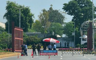 “이란, 협상단 파견 미정…美 해상봉쇄하는 한 협상은 없다”