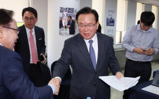 김부겸, 조작기소 특검법에 “동지 버릴 셈 아니라면 신중해야”