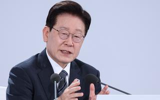 李대통령 지지율 ‘3주 만 하락’ 37.4%... 민주 42.5% 국힘 38.4%