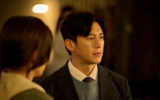 고수, '전 부인' 전지현에 일자리 소개해주려다 건물에 고립…"입구 같은 인물"