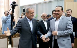 호르무즈가 최대 관건…美 "개방될 것" 이란 "우리가 통제"