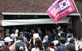 잠실7동 투표소 봉쇄에...선관위 "개표 마쳐야 오세훈 당선 확정"