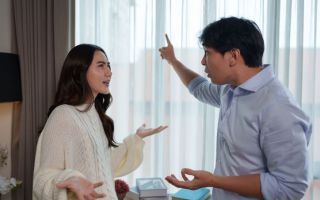 시어머니 숙박 거절했더니 "싸가지 없다"는 남편...내가 정말 잘못했나요?