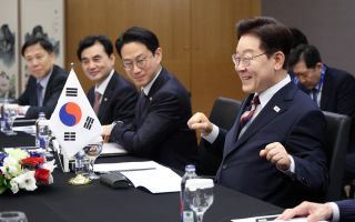 李, 홀란드 했던 '노젓기' 세리머니…노르웨이 총리에  "한 번 더 젓길"