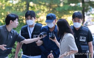 지적장애 20대 여성 수차례 성폭행…60대 전 임원 구속