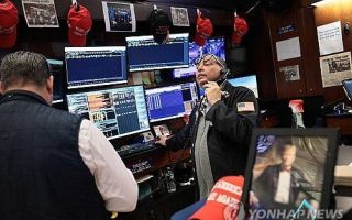 美 10년물 금리 5% 시험대…회사채·국채입찰 몰린 '살얼음판'