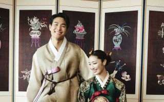 '케데헌' 이재, 연인 샘 킴과 결혼…원로배우 신영균 옛집서 백년가약