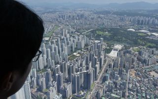 국힘, 李 대통령 '결혼 22개 과제 점검'에 "뻔뻔한 유체 이탈"