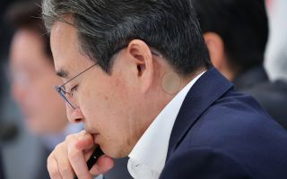 국민의힘 "부동산은 참사, 증시는 '외국인 ATM'"