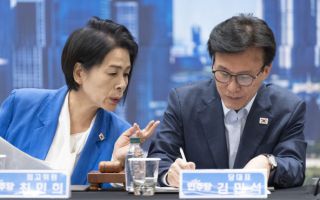 최민희 "조국혁신당과 합당 안 하면 '평택 어게인'…수도권서 40석 잃어"