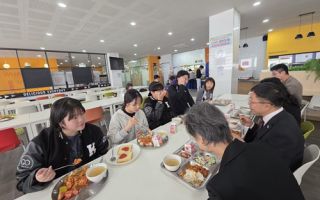 “천원 아침밥부터 셰프 특식까지” 국립군산대, 아주 특별한 한 끼로 학생과 소통