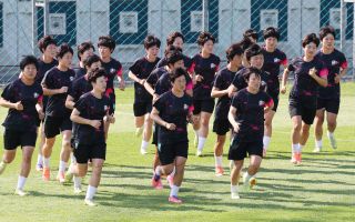 결승 오른 北 여자축구단…100만달러 상금 지급 가능할까