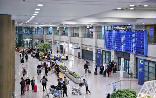중국인 관광객, 인천공항 여직원휴게실 ‘배변테러’