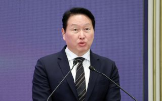 최태원 SK 회장 “AI 데이터센터 1000조원·반도체 공급 확장에 1100조원 투자”