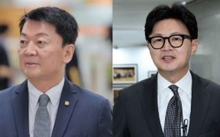 한동훈, 안철수 이어 이준석 저격…복당 앞두고 존재감 키우기?