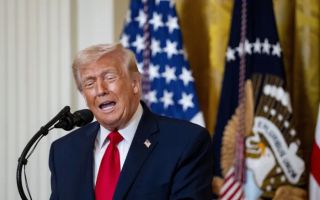 트럼프, 하르그섬 공격 직후 “이란 완전히 패배”