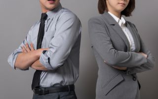 “너한테 썼던 돈 다 뱉어내”…약혼녀에 스타킹·속옷값까지 소송 건 男, 판결은?