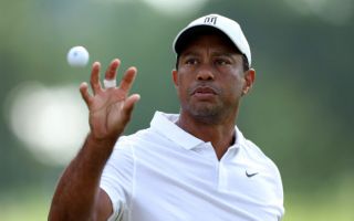 벼랑 끝에 선 ‘골프 황제’…타이거 우즈, ‘음주·약물 운전’ 혐의로 체포