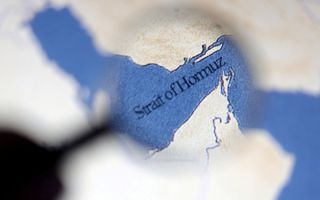 이란 "미·이스라엘 동맹국 입·출항 선박, 호르무즈 통과 불허"