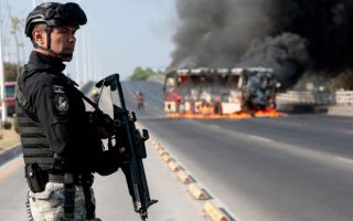 멕시코, 마약왕 사살…뒤엔 트럼프 있었다