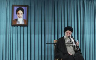 이란 하메네이 사망 파장...국제유가 배럴당 100달러 관측도